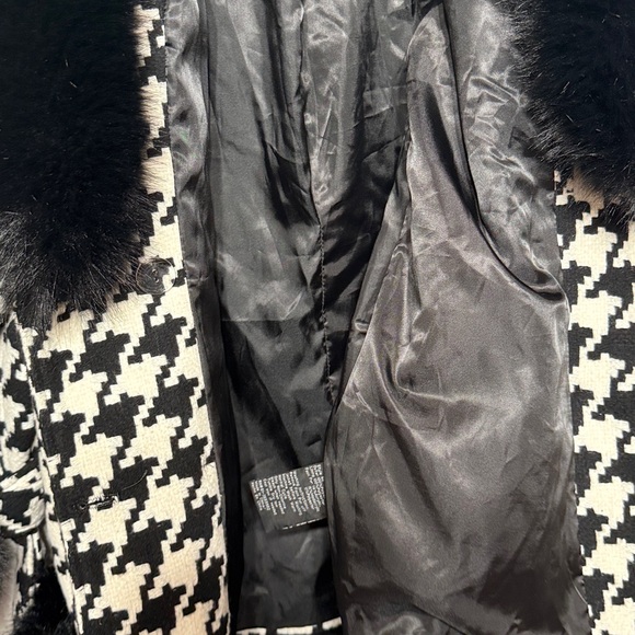 Coalition LA Houndstooth Faux Fur Coat - Picture 17 of 17